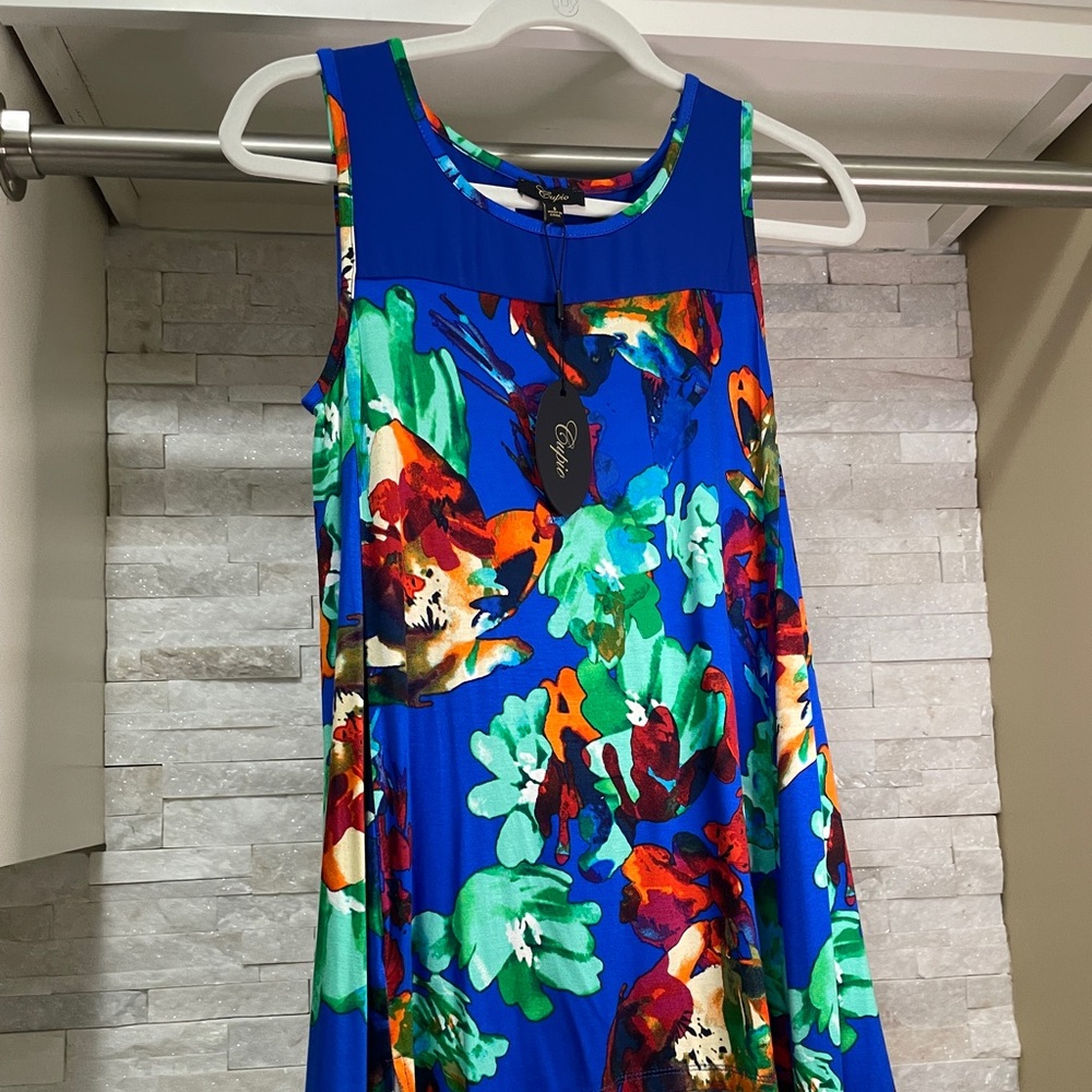 Cupio Floral A-lone Tank Small NWT!